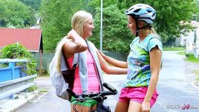 Skinny Virgin Teens have first Lesbian Sex Outdoor after College