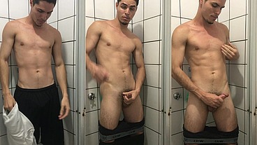 tomei um banho com short de jogador