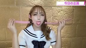 I was stimulated in a sensitive place and made naughty noises. Today, I imagined a cabin attendant.