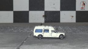 Two Cars for Christins Mules floor view