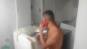 o tecnico da maquina de lavar sem cueca