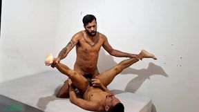 o tecnico da maquina de lavar sem cueca