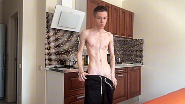 Basketball-boy Evgeny Jerking Off After Practice!