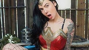 Wonder Woman Virtual - Marley Brinx