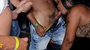gangbang com fim gozada na boca de morena gostosa e safada , ela escolheu um do gang o mais pauzudo