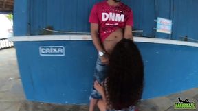 o safado da rola gigante mete na novinha na praia em plena luz do dia - manoella fernandes - joao o safado