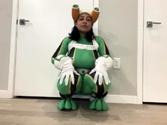 Curvaceous Latina freak in costume deepthroats a big toy