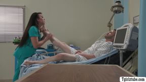 Naughty TS nurse Kasey Kei wants to play patient