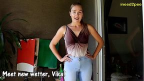 sexy vika pisses her skin tight jeans wetting