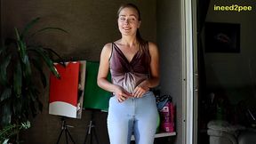 sexy vika pisses her skin tight jeans wetting