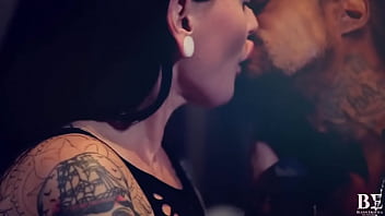 Curvy Lexi Mae gives black BBC a wet blowjob and gets fucked