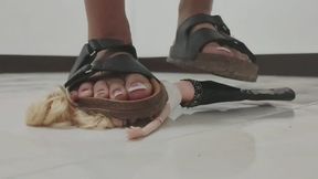 barbie Doll Crushing toy