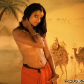 Beautiful Asian Princess Naked