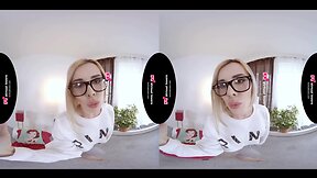 Tsvirtuallovers - nerdy petite t-girl