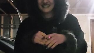 Part with my mammories with me while I smoke ❤️