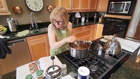 Worlds sexiest GILF in her kitchen