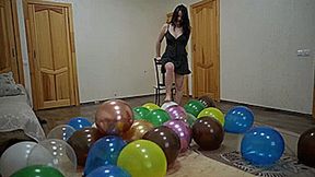 Vicky barefoot popping all **4K**