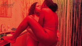 I Got Horny on My Friend and Sucked Her BBW in the Bathroom camera 1