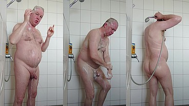 Urinieren beim Duschen