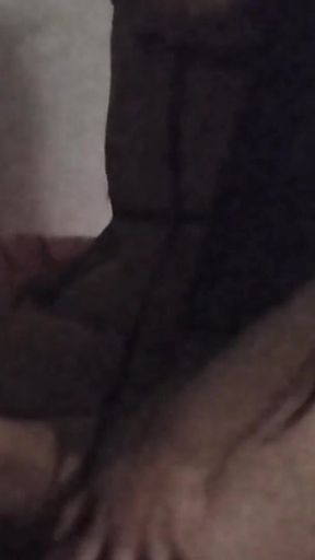 I Find My Stepsister Naked