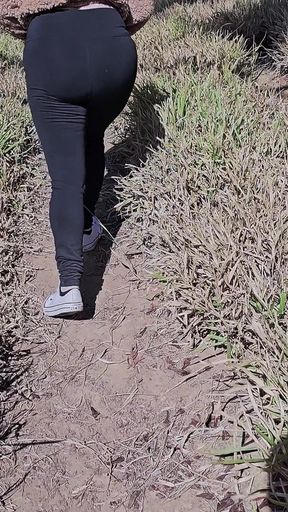 Jennyfer's Wild Pee! I Peed While Climbing a Mountain!
