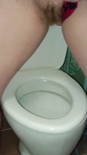 Asmr Toilet fetish: Hairy girl pees standing up 💦 Pisses loudly