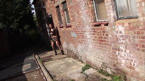 Tammie Lee Craves A Soldier'_s Load On Her Face