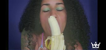 Don't You Just Love My Lips?