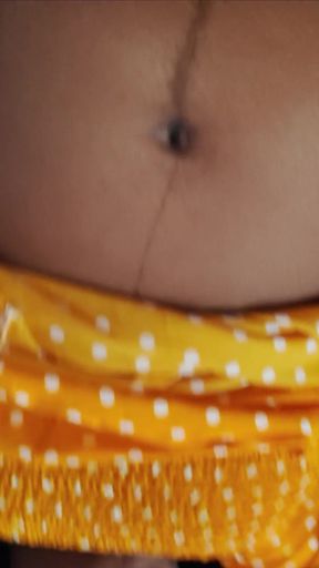 Desi Aunty Sex- Bhabhi ki pati ne pregnant kiya tha, aaur bhabhi ke devar ne bhabhi ke pert per viey gira diya khub&hellip;   Clip 1
