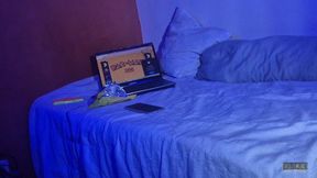 Gamer Girlfriend Playing Pac-Man and Farting in Pajamas - by Anita Perverse - Part 1