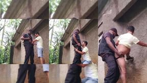 seguranca do park segue o cara que ficou encarando e coloca pra mamar e cavalga
