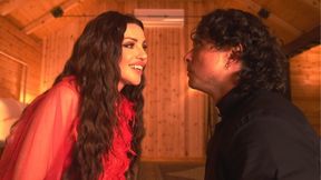 Luna Roulette In Exorcising A Demon From A Hot Milf / Halloween