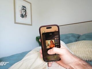 Tiny step-sis can't stop taking naked fotos - Scarlet Skies