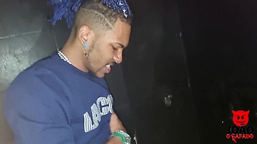 sapatonas fudendo com os heteros na festa de swing e elas chupando pau no glory hole - Thai Camargo