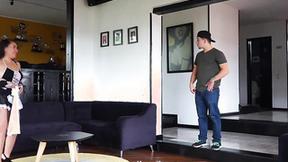 ”MamacitaZ: Leidy Azucar Gets Her Wet Latin Snatch Ravaged”