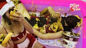 Christmas Hot Dog Cafe! Jerk off Covered in Sauce!