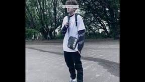 NOVINHO GOSTOSO COM VOZ COOL GOZANDO NA CARA DA GALERA DE HIGIEN&Oacute_POLIS