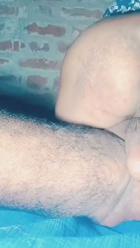 Hot Indian Desi Padosan Bhabhi's Hindi Audio   Clip 1