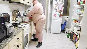 Cooking Avocado And Mango Salad Extra Hot