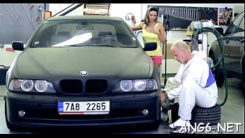 Dirty Tracy blowing like a goddess