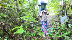 Thai girls walking in the forest stop by to each other. Before picking mushrooms Thai Audio4K