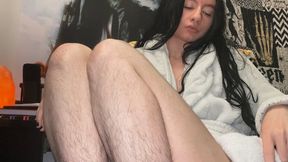 Extra Hairy Legs Showoff