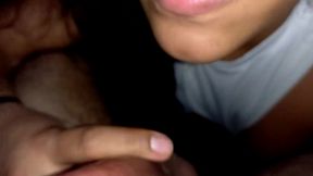 cute hermanastra hace una mamada suave y descuidada. pov. garganta profunda