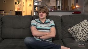 Twink Robin Moore Fucks His Ass With His Favorite Dildo