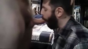 Big-Cock Bear Amateur Gets a Face Full of Cum