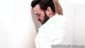 Shae Reynolds got screwed by James Fox after sucking his fat meat