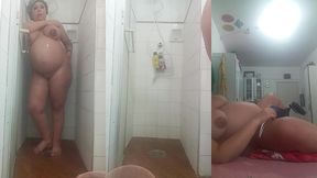 tomando um banho e fazendo chamada de video