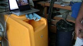 2253 bulgare hetero de 21 ans accept q uun mec le suce pour 100 eurosj ai file...