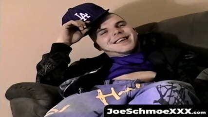 Amateur youngster shaved and sucked by old cum loving homo with glee