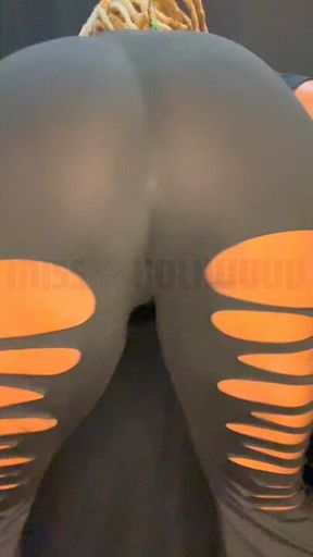 FORBIDDEN LEGGINGS TWERK 🍑💦